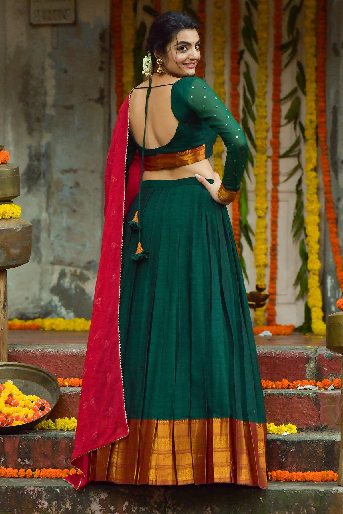 Dhruvika Handloom Lehenga Set