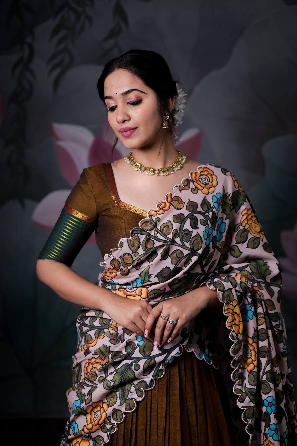 Jewellery for sales kalamkari sarees