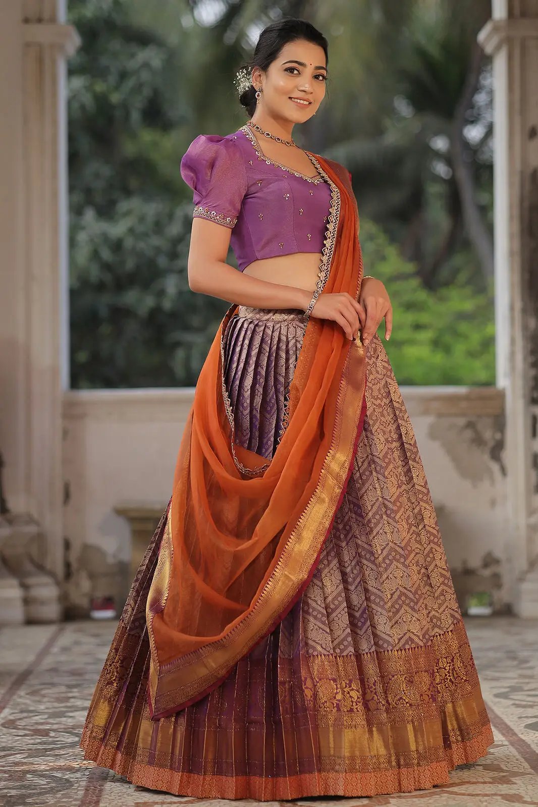 Kotarani Halfsaree Lehenga Set in Lavender