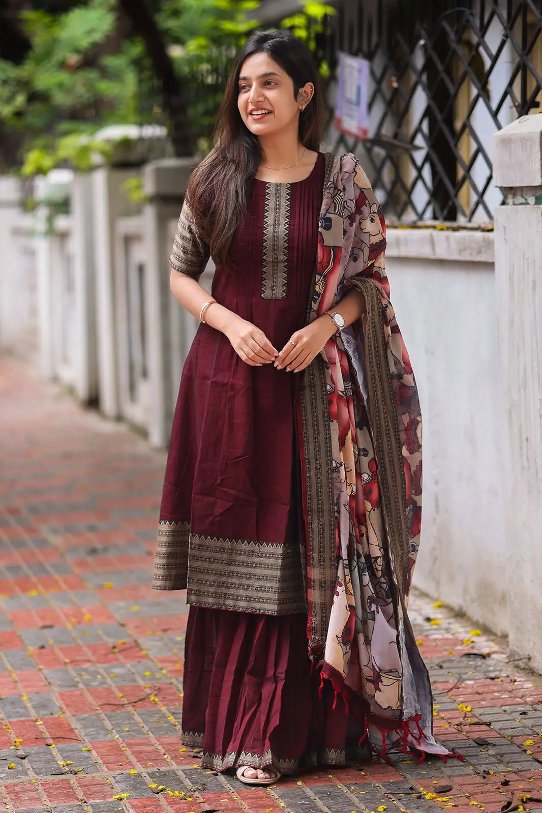 Handloom clothes online hotsell