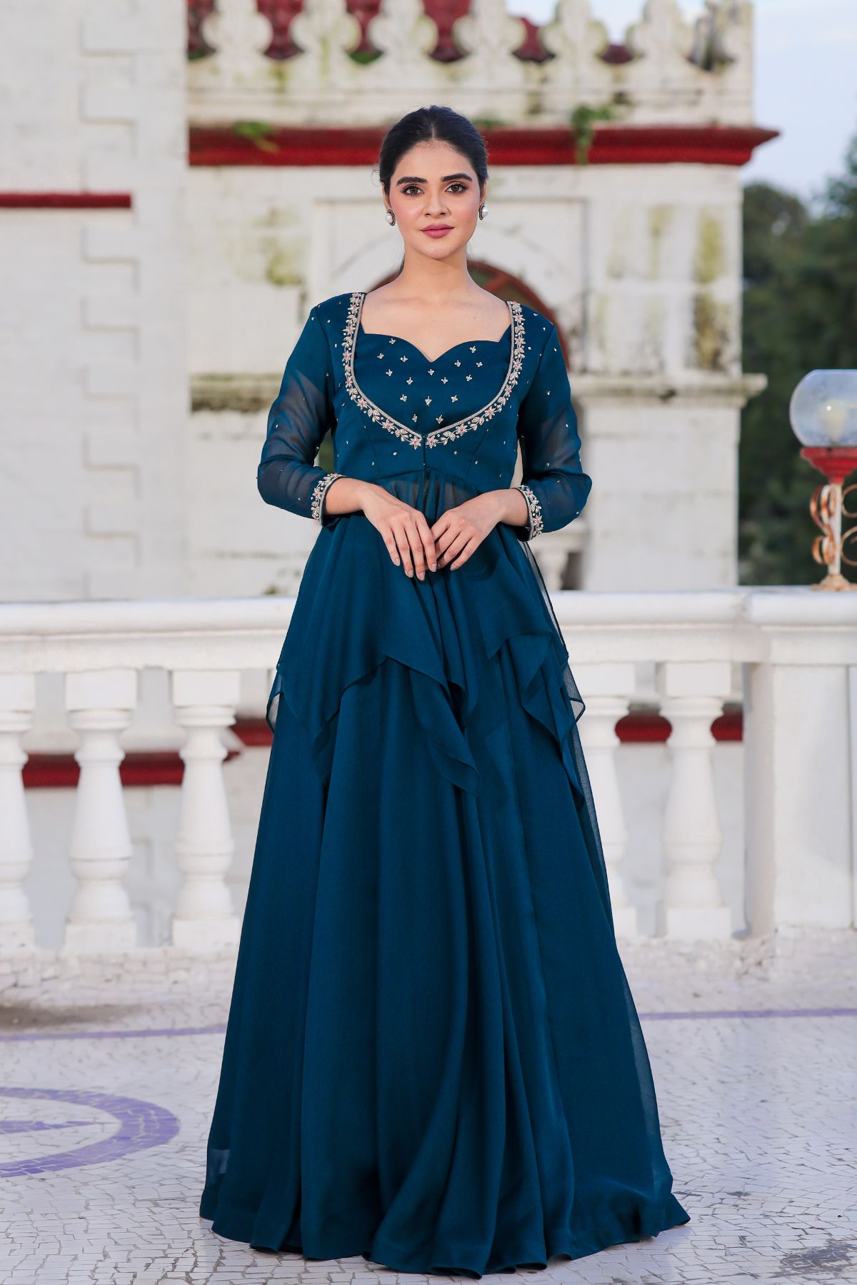 Peacock Majesty Three-Piece set