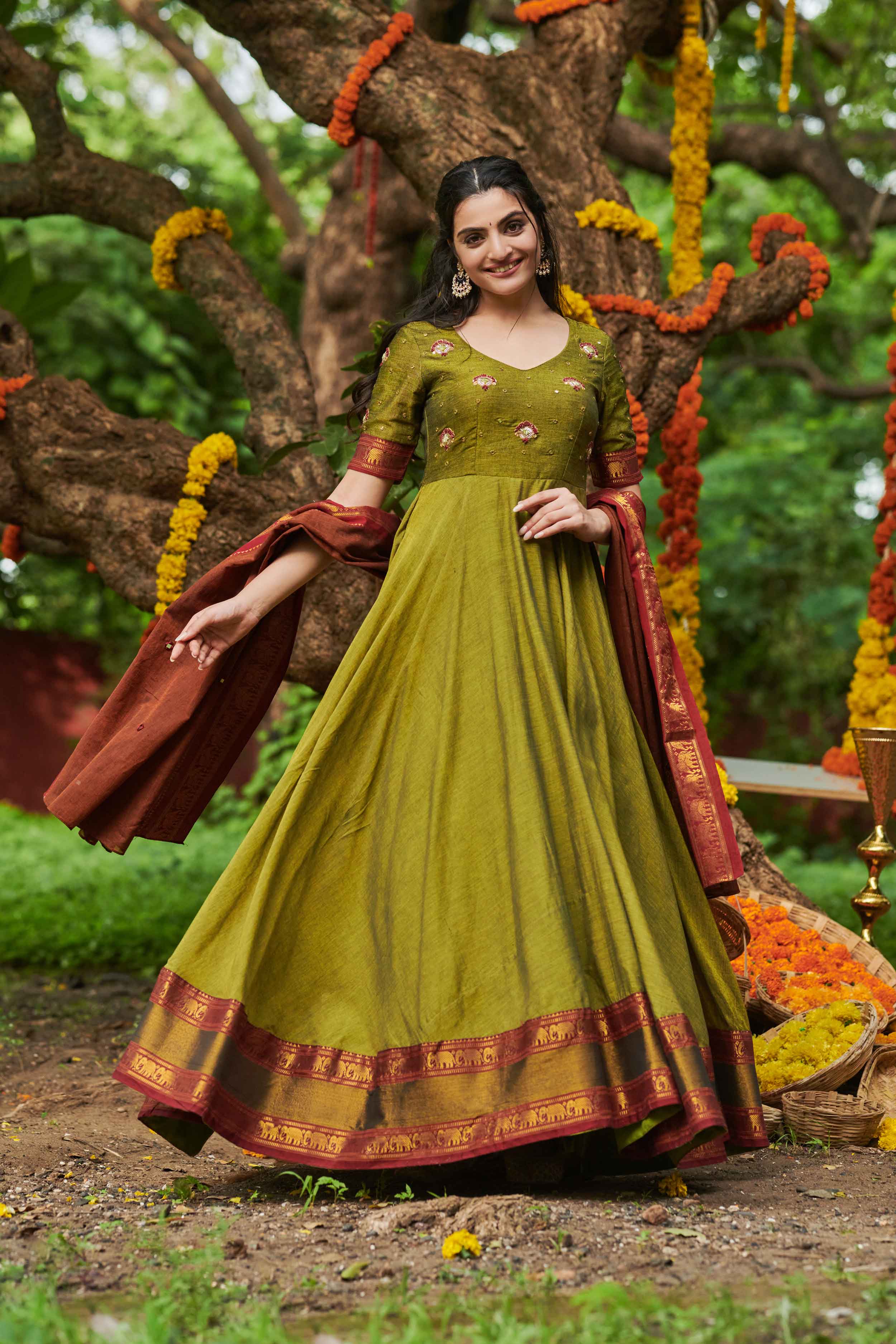 a woman in handloom dress