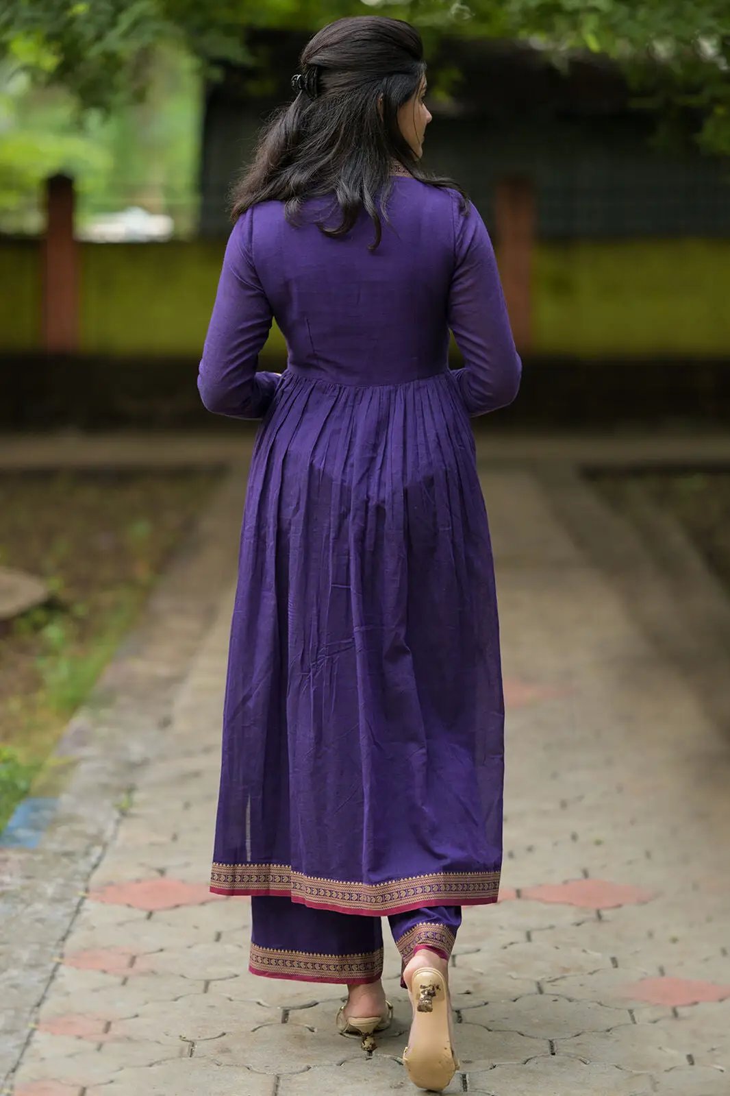 Back view of Sharvari Cotton Violet Kurta Set