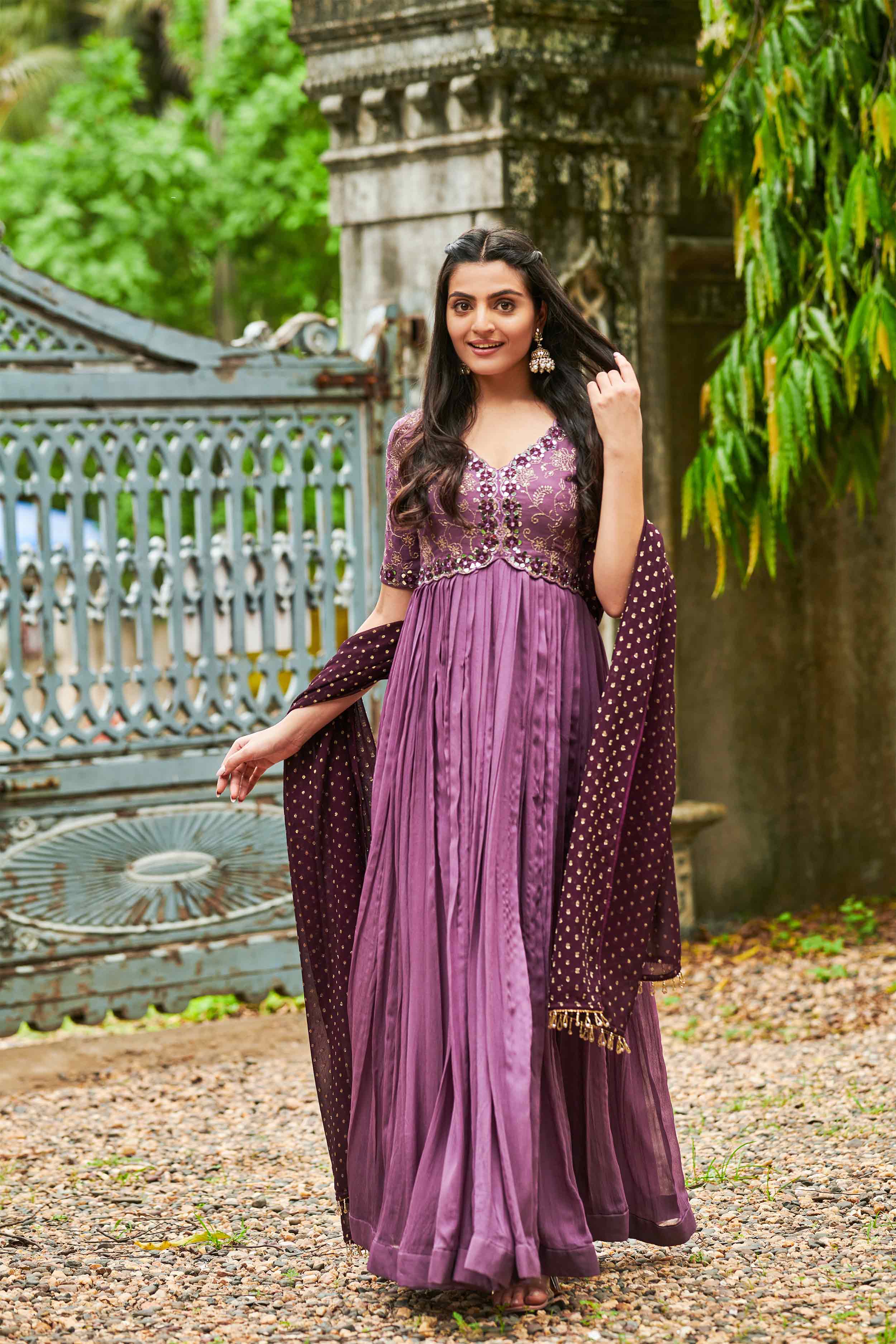 Anarkali Suits Online shopping | Latest Designer Anarkali Suits - Deshi Besh