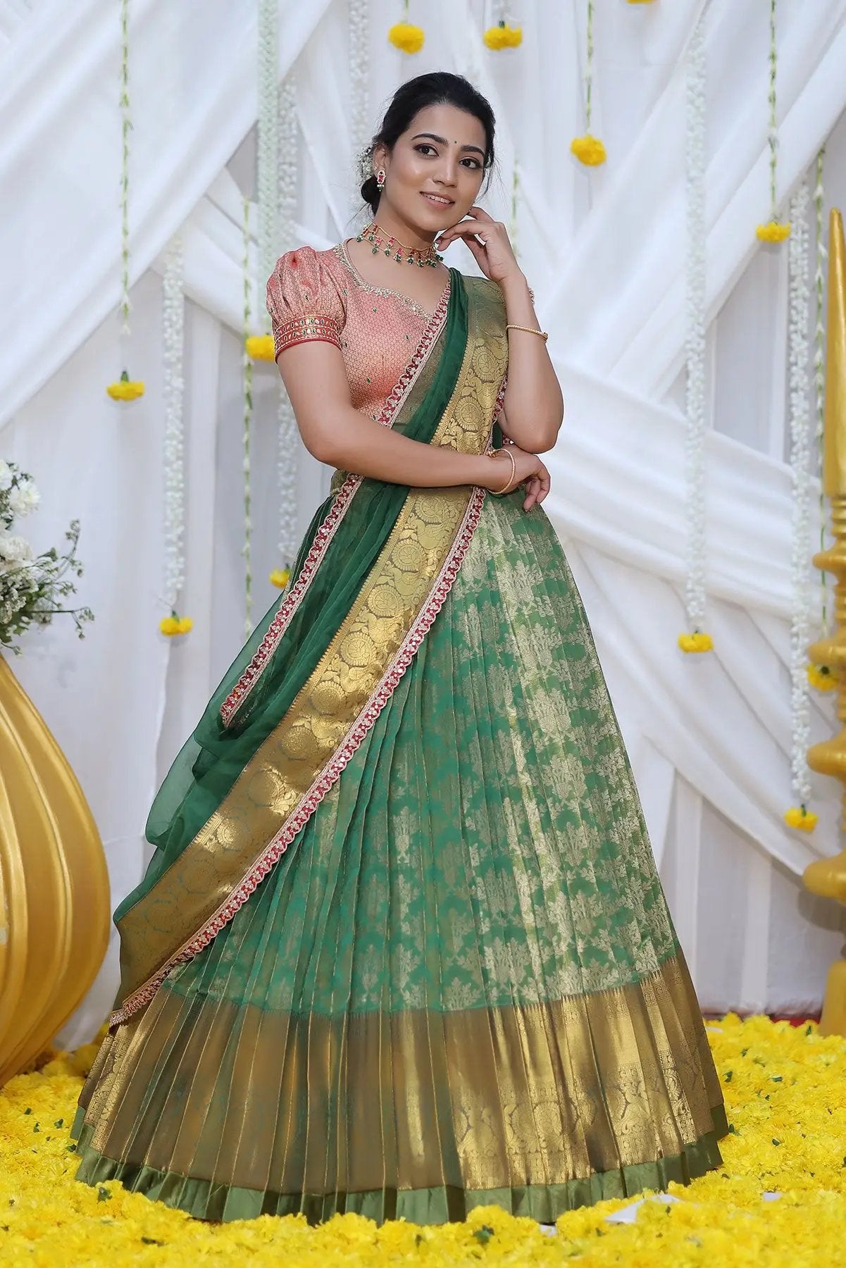 Vahini Banarasi Lehenga Set - Bullionknot