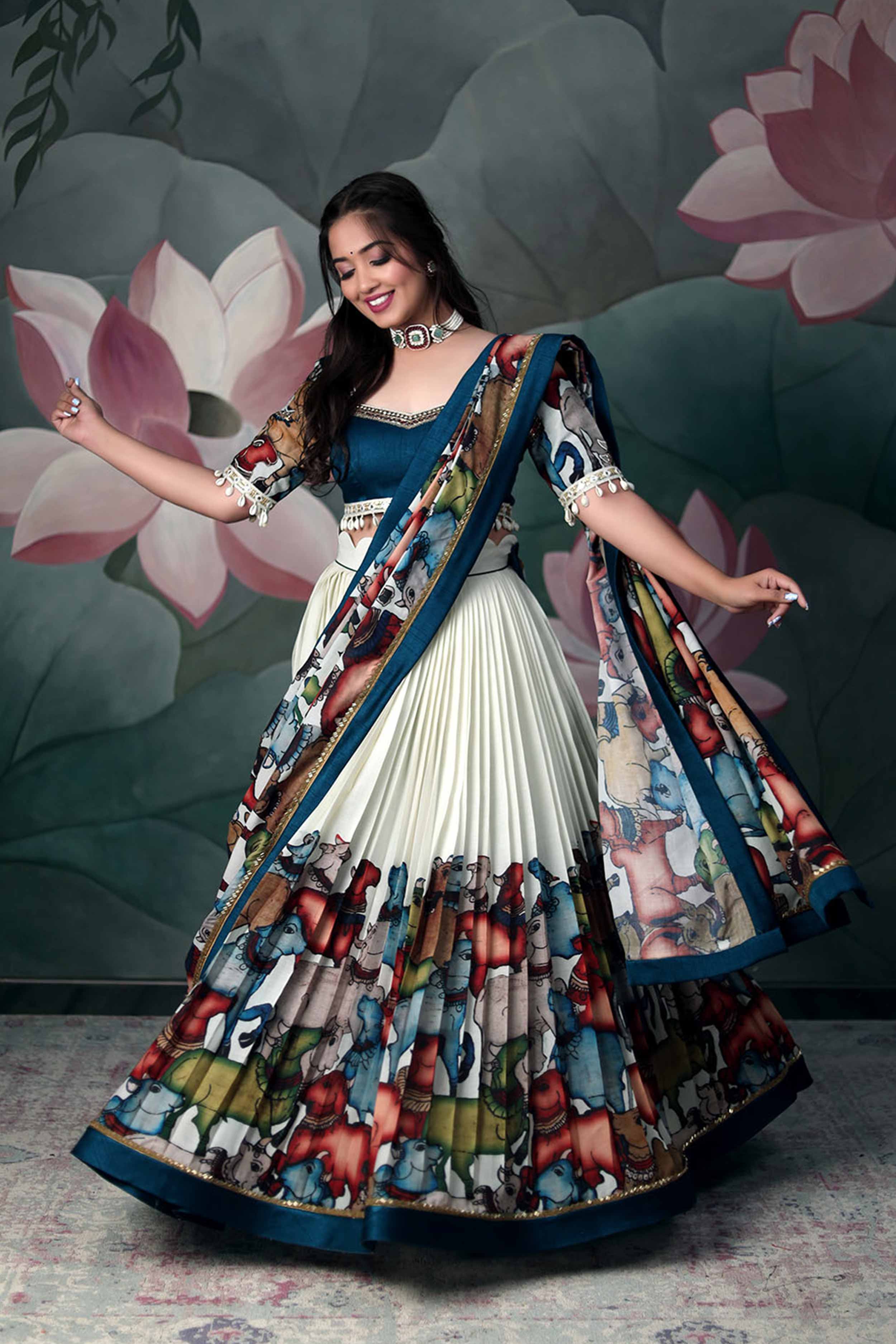 Radha Garba Lehenga Choli Kids Fancy Dress Costume For Girls - Premium -  Multicolor at Rs 1099.00 | Kids Ghagra Choli | ID: 26135570188